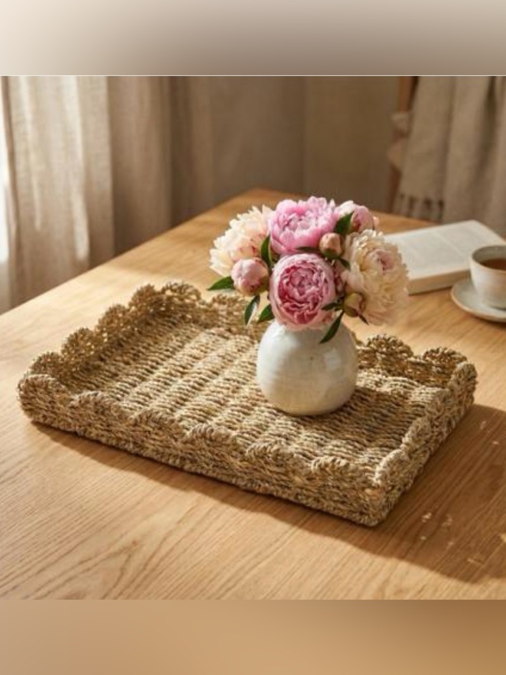 NWT Savy & Sorted Scalloped Wicker Tray